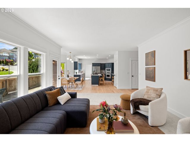 13563 Sw CLEARVIEW Pl, Portland, OR 97223