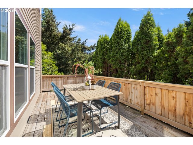 13563 Sw CLEARVIEW Pl, Portland, OR 97223