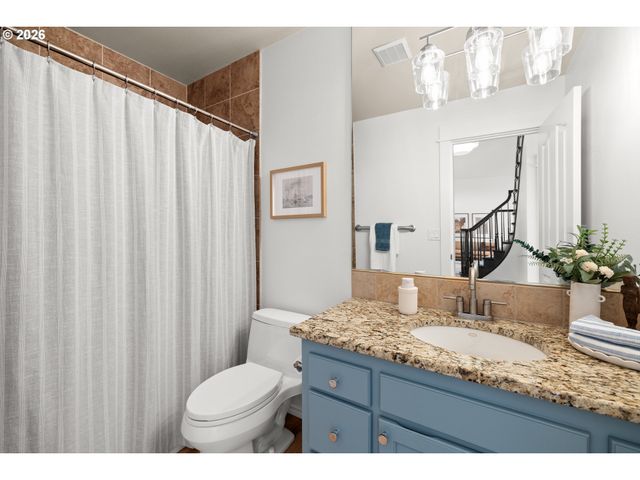 13563 Sw CLEARVIEW Pl, Portland, OR 97223
