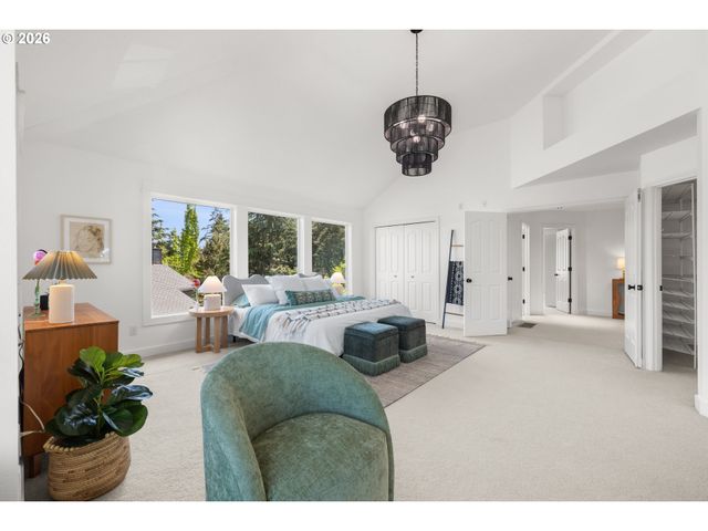 13563 Sw CLEARVIEW Pl, Portland, OR 97223