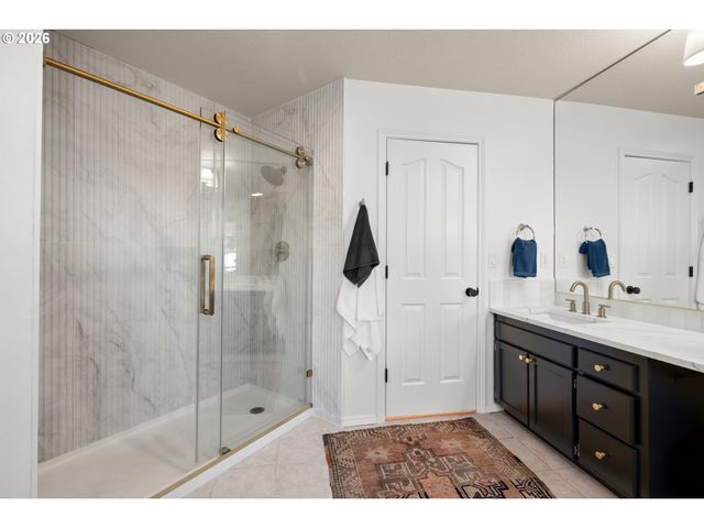 13563 Sw CLEARVIEW Pl, Portland, OR 97223