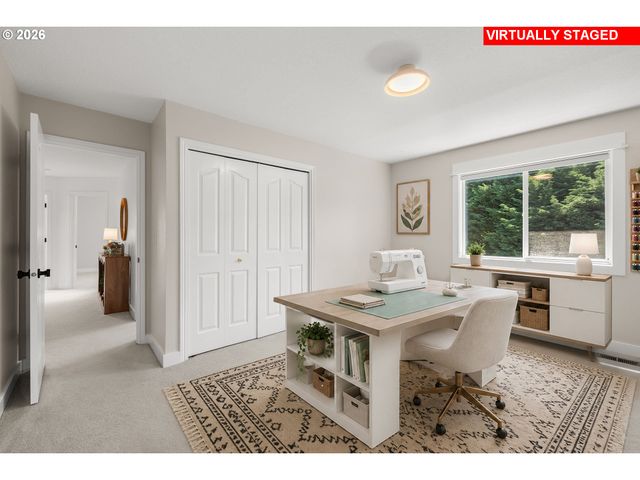 13563 Sw CLEARVIEW Pl, Portland, OR 97223