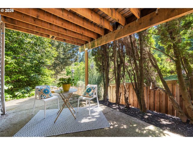 13563 Sw CLEARVIEW Pl, Portland, OR 97223