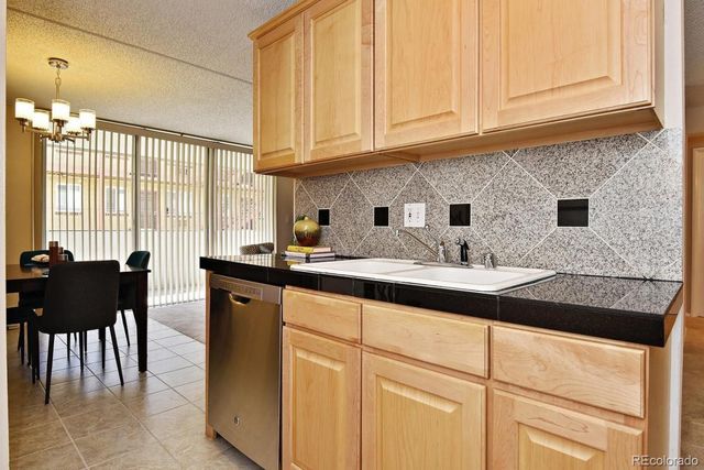 1267 N Lafayette Street 204, Denver, CO 80218