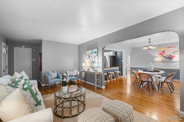 2301 Hilton Avenue, Brentwood, MO 63144