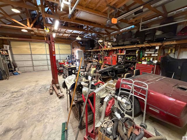 5232 Shar-Cal Road, Calvert City, KY 42029