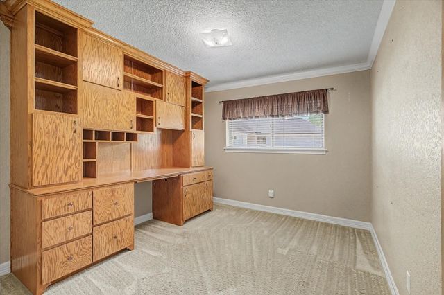 131 Lily Street, Lake Jackson, TX 77566