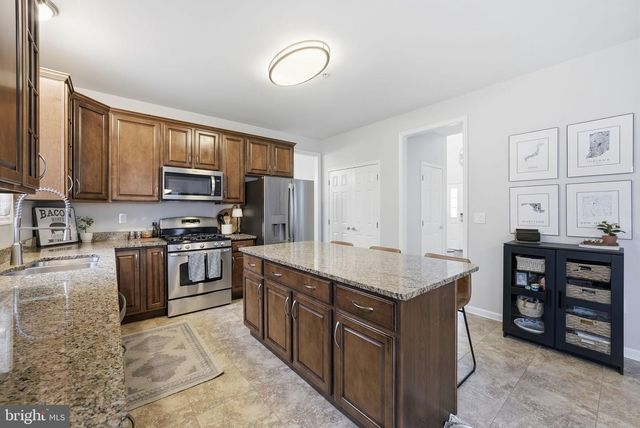 10351 STEWARDS CHANCE LN, White Plains, MD 20695