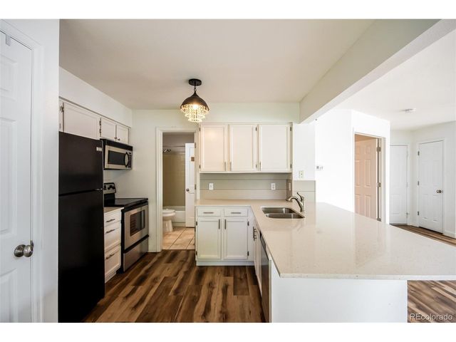 13722 E Lehigh Ave E, Aurora, CO 80014