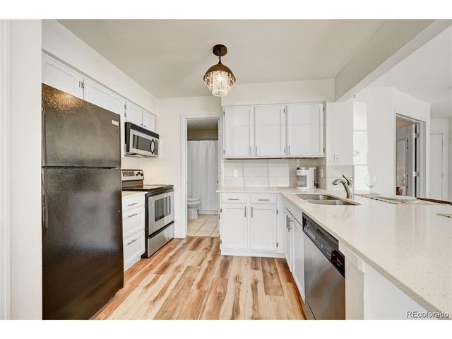 13722 E Lehigh Ave E, Aurora, CO 80014