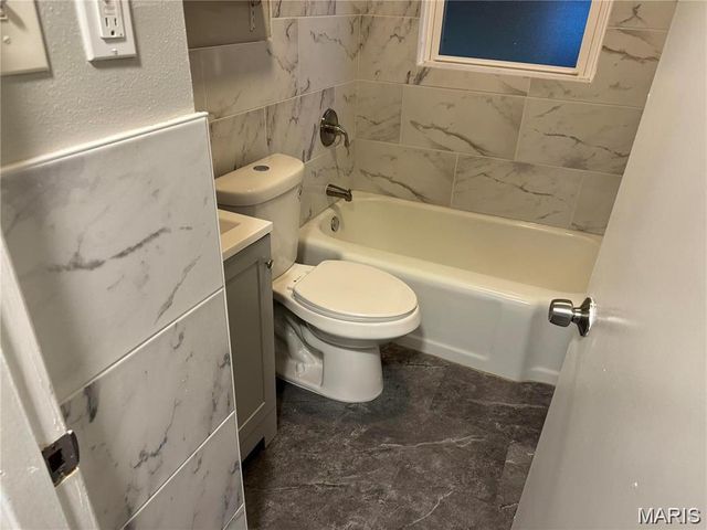 840 Pershall Road, Florissant, MO 63031