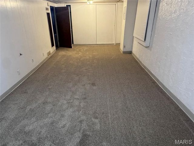 840 Pershall Road, Florissant, MO 63031