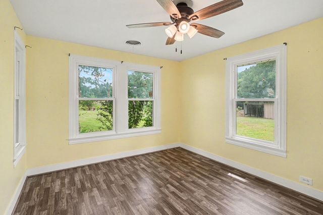11015 State Highway 171, Covington, TX 76636
