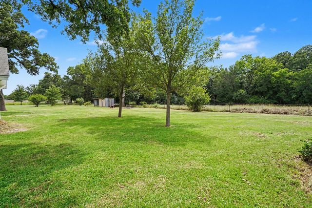 11015 State Highway 171, Covington, TX 76636