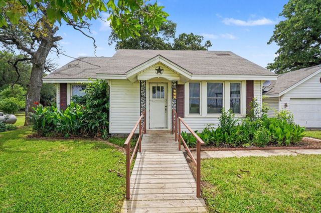 11015 State Highway 171, Covington, TX 76636