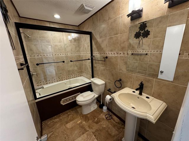 5906 BIRCHWOOD DRIVE, Tampa, FL 33625