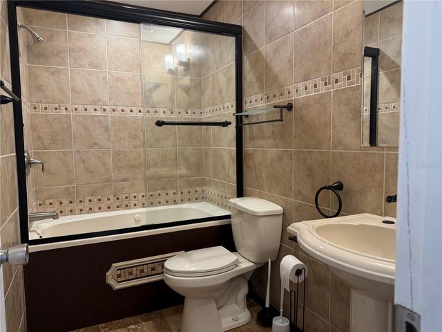 5906 BIRCHWOOD DRIVE, Tampa, FL 33625