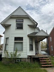 14750 METTETAL Street, Detroit, MI 48227