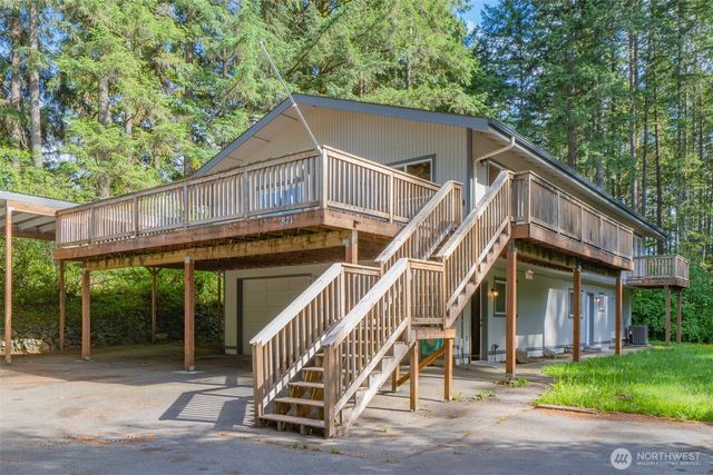 871 NE LARSON BLVD, Belfair, WA 98528