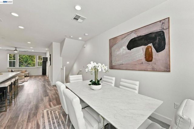 33483 Alvarado Niles Rd, Union City, CA 94587