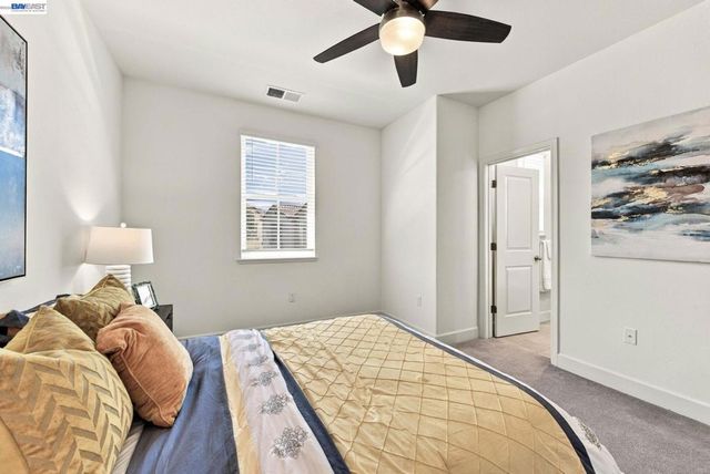 33483 Alvarado Niles Rd, Union City, CA 94587