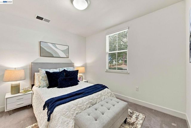33483 Alvarado Niles Rd, Union City, CA 94587