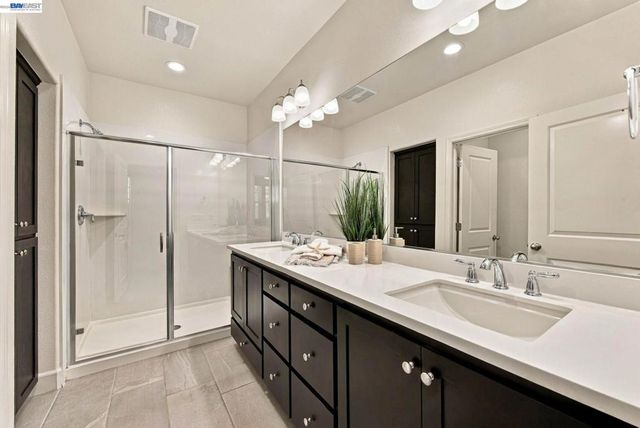 33483 Alvarado Niles Rd, Union City, CA 94587