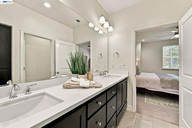 33483 Alvarado Niles Rd, Union City, CA 94587