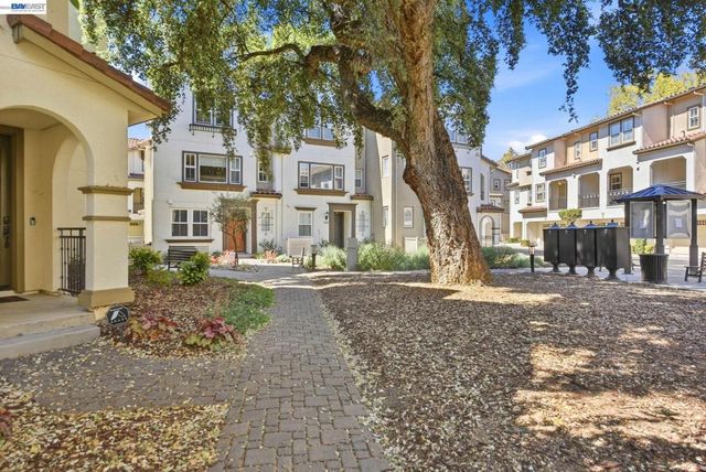 33483 Alvarado Niles Rd, Union City, CA 94587
