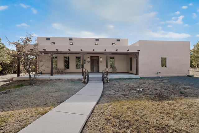 112 Ten Pines, Torreon, NM 87016