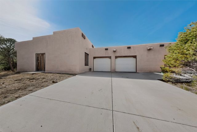 112 Ten Pines, Torreon, NM 87016