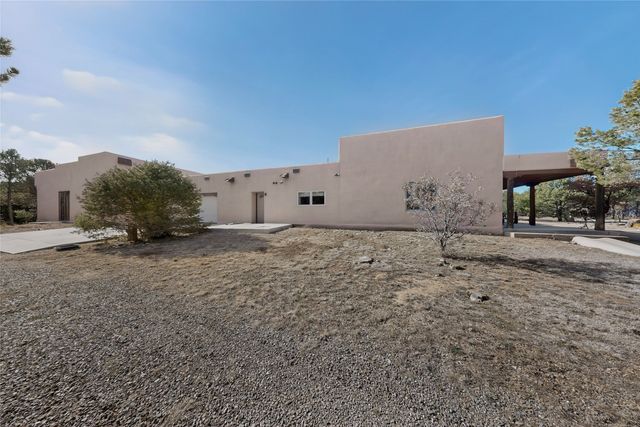 112 Ten Pines, Torreon, NM 87016