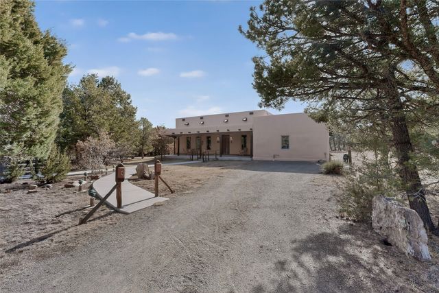 112 Ten Pines, Torreon, NM 87016
