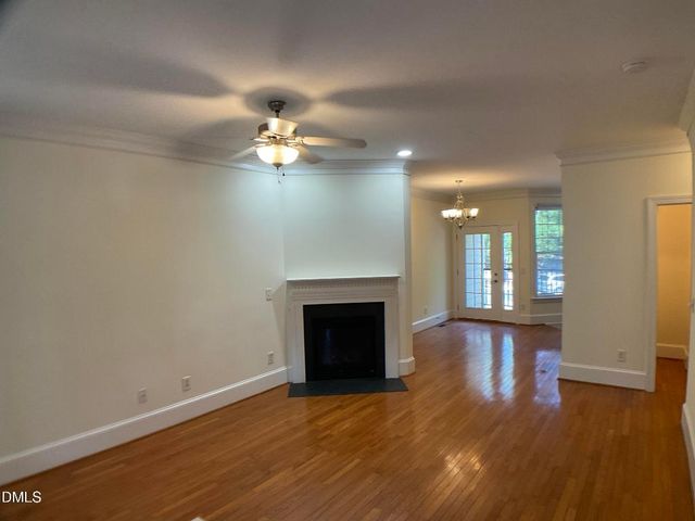 118 Finsbury Street, Durham, NC 27703