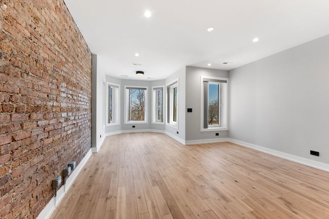 7724 N EASTLAKE Terrace 1, Chicago, IL 60626