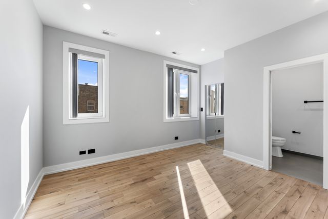 7724 N EASTLAKE Terrace 1, Chicago, IL 60626