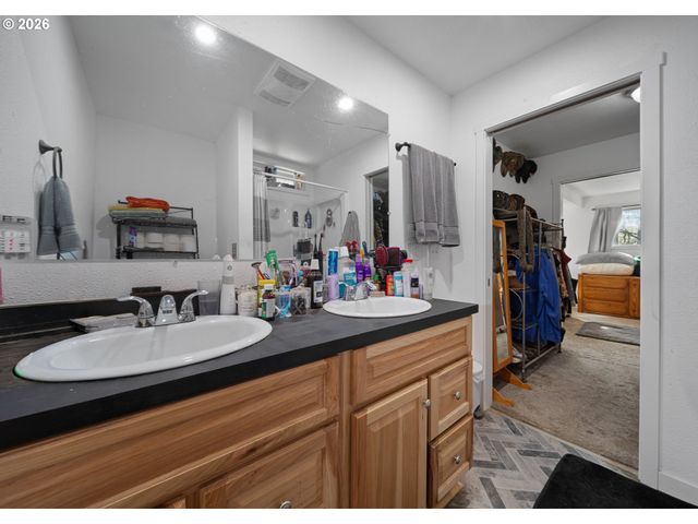 42737 ELLMOR Ln, Port Orford, OR 97465