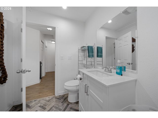 42737 ELLMOR Ln, Port Orford, OR 97465