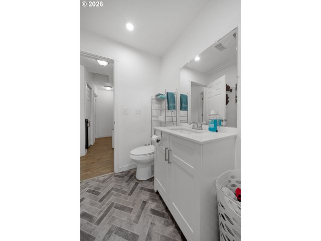 42737 ELLMOR Ln, Port Orford, OR 97465