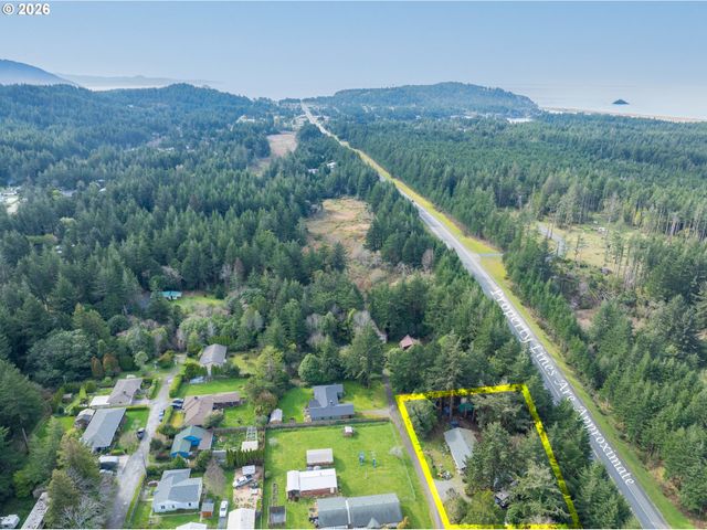 42737 ELLMOR Ln, Port Orford, OR 97465
