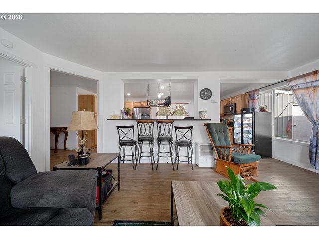 42737 ELLMOR Ln, Port Orford, OR 97465