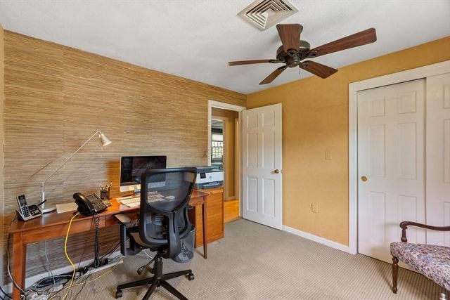 15 Kennel Hill Drive, Beverly, MA 01915