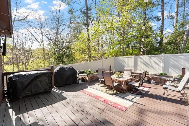 15 Kennel Hill Drive, Beverly, MA 01915