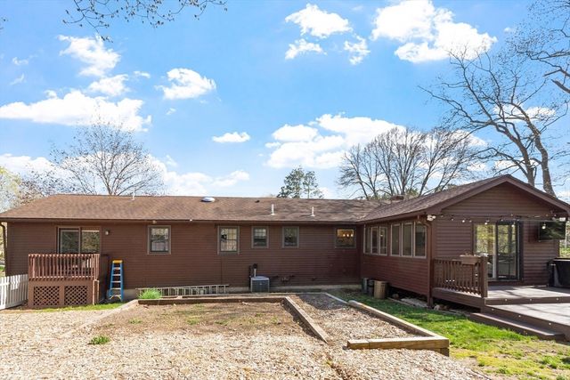 15 Kennel Hill Drive, Beverly, MA 01915