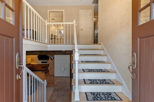 15 Kennel Hill Drive, Beverly, MA 01915