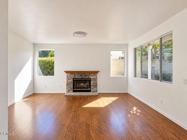 1845 Autumn Place, Simi Valley, CA 93065