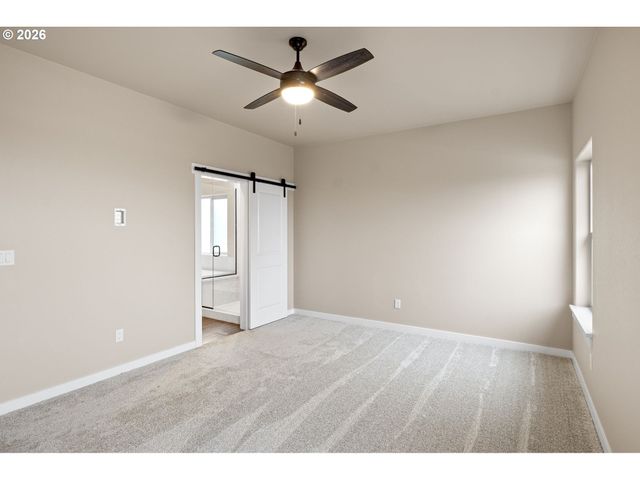 909 DURHAM Ave, Sutherlin, OR 97479