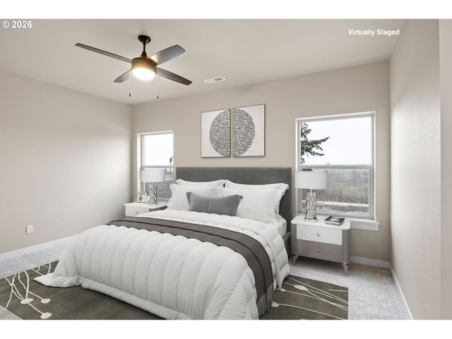 909 DURHAM Ave, Sutherlin, OR 97479