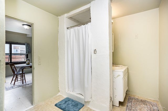 311 S Porter Street, Saginaw, MI 48602