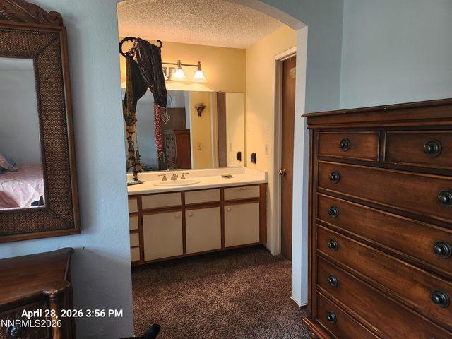 3174 Myles Drive, Sparks, NV 89434